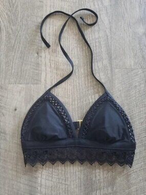 Xhilaration Black Lace Trim Bikini Swim Top.